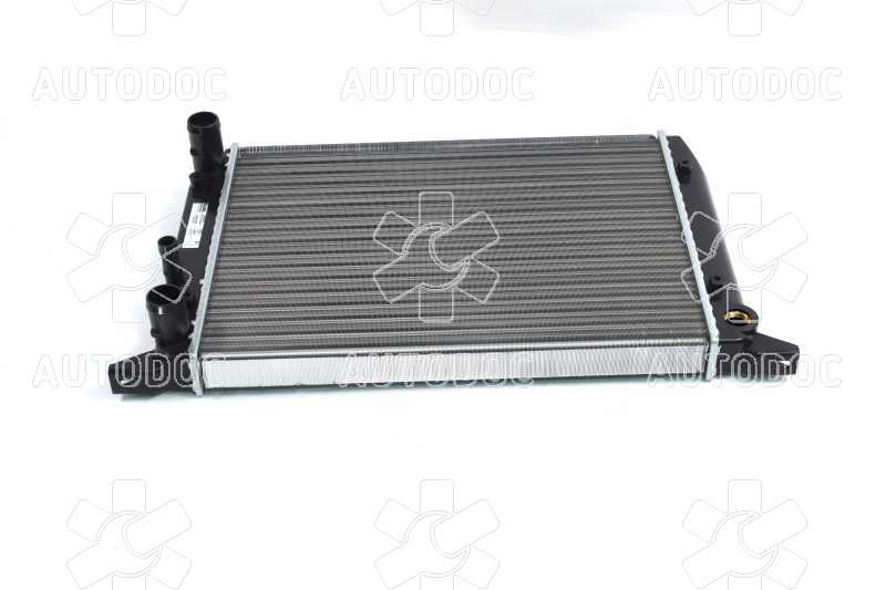 Радиатор охлаждения AUDI 80/90 (B3) (86-) 1.4 (пр-во Nissens). Фото 6