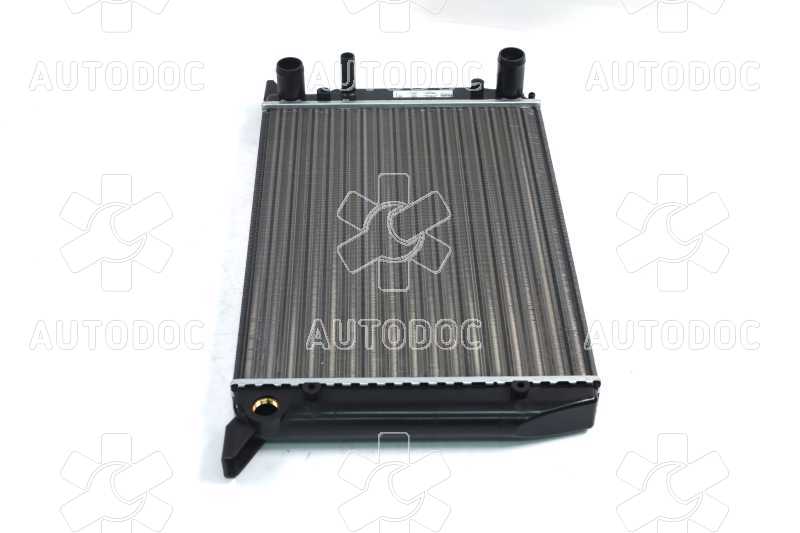Радиатор охлаждения AUDI 80/90 (B3) (86-) 1.4 (пр-во Nissens). Фото 2